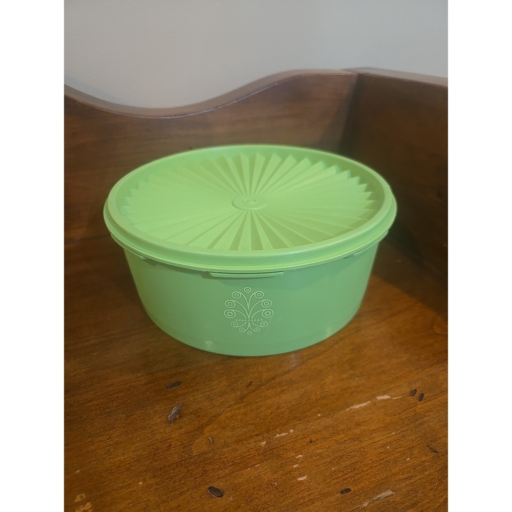 Vintage Tupperware Sunburst Green Servalier Container and Matching Lid